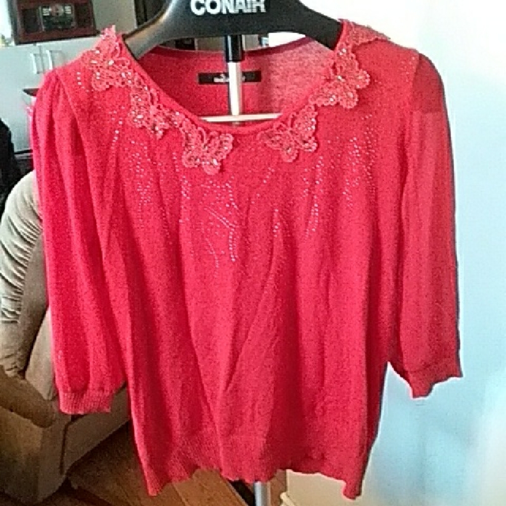 10/$10 Red 3/4 Sleeve Embellished Sweater L